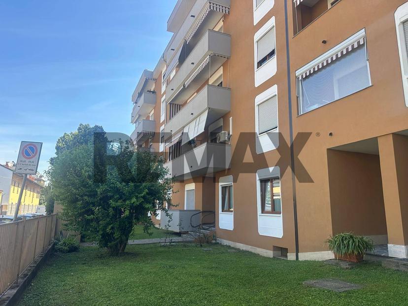 Trilocale in Via Bonvicino 30 B, Legnano
