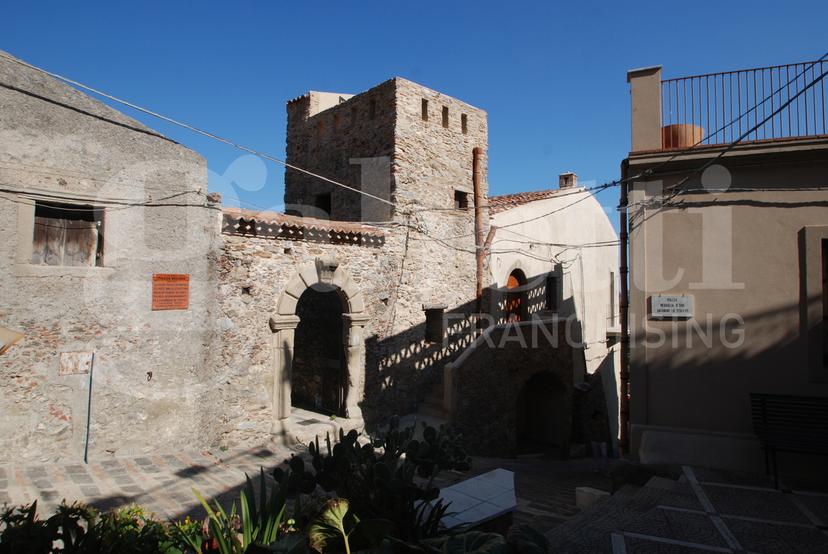 Terratetto plurifamiliare in Piazza Vecchia Snc, Casalvecchio Siculo — foto 5 di 5