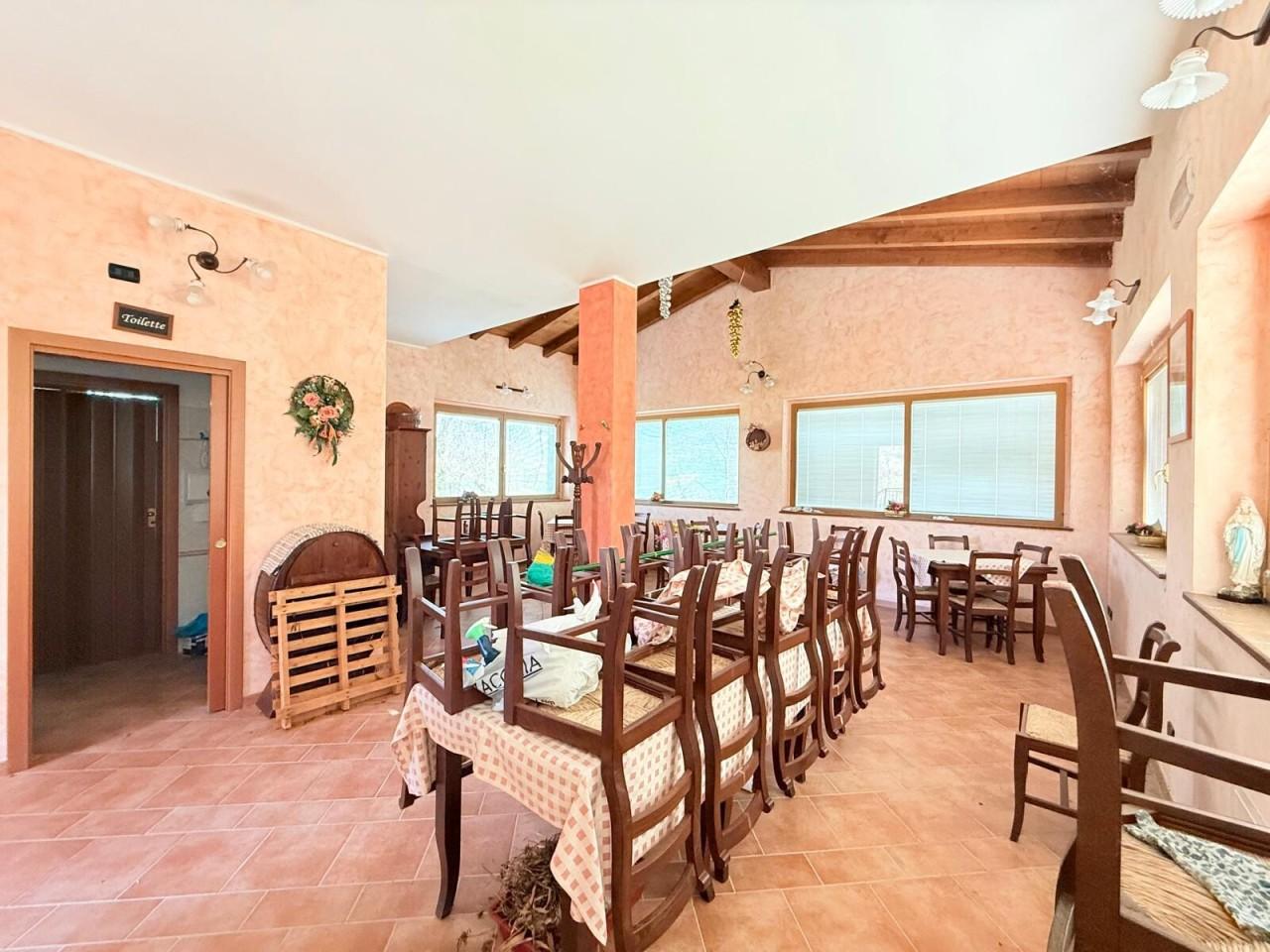 Villa unifamiliare in Muraglione di Baiso, Baiso