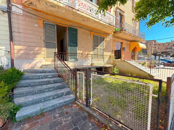 Terratetto unifamiliare in Viale della Vittoria 9, Loro Piceno — foto 2 di 5