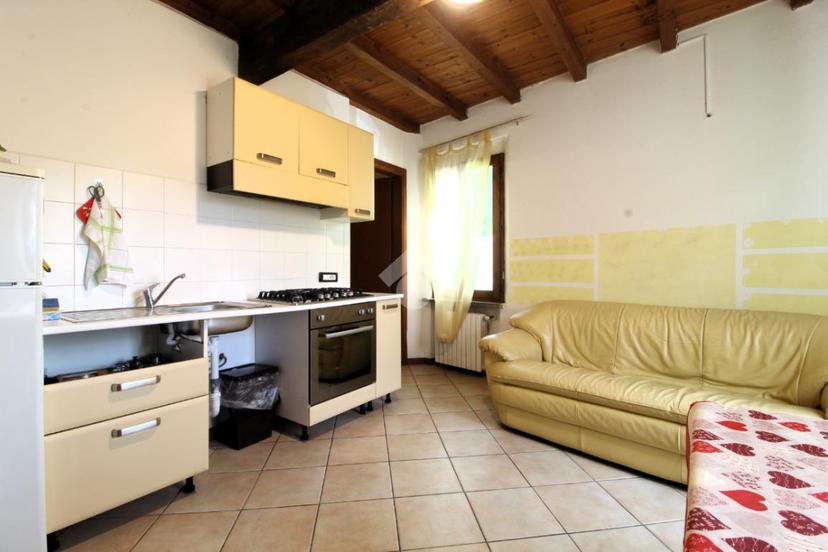 Trilocale in Via Antonio Stradivari 7, Reggio nell'Emilia — foto 3 di 5