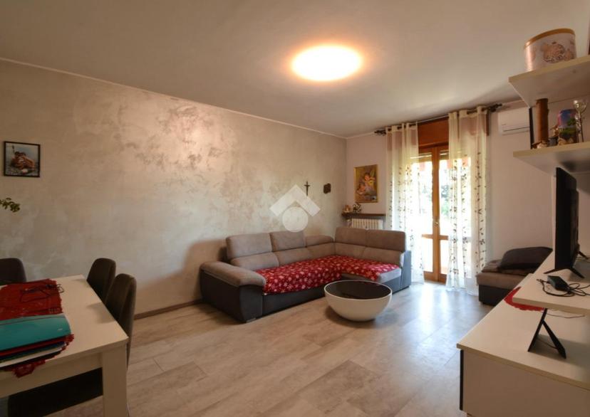 Trilocale in Via Veneto 50, Capriate San Gervasio — foto 2 di 5