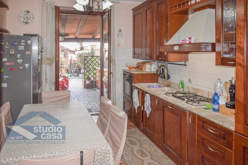 Villa a schiera in Via XXV Aprile 11, Corte Palasio — foto 2 di 5