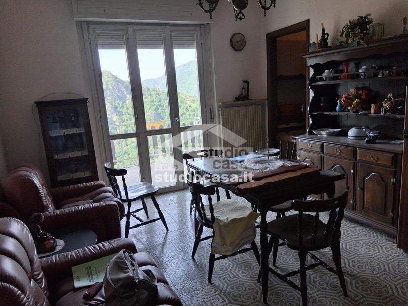 Bilocale in Via Capladino, San Pellegrino Terme — foto 3 di 5