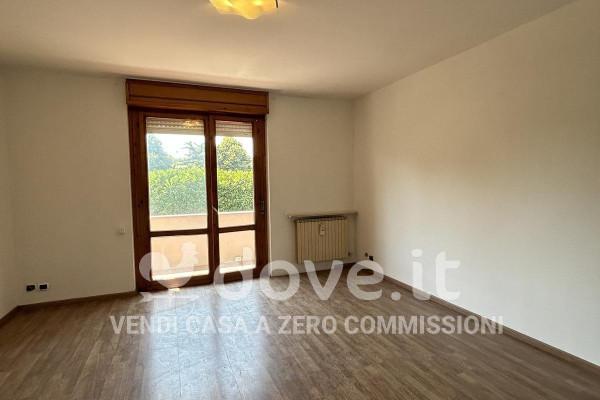 Trilocale in Via Raffaello Sanzio 5, Romentino — foto 5 di 5