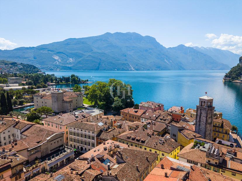 Trilocale in Via Antonio Gazzoletti 7, Riva del Garda — foto 4 di 5
