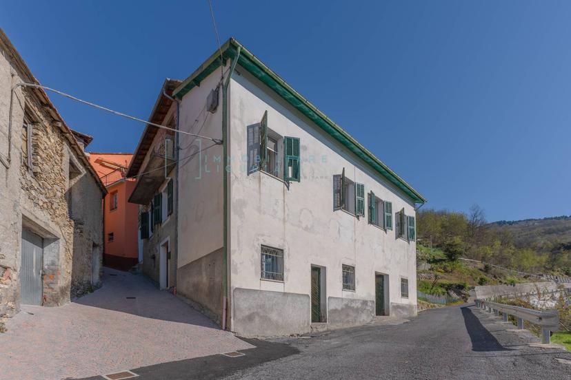 Casa indipendente in Borgata Mugno, Aquila d'Arroscia — foto 5 di 5