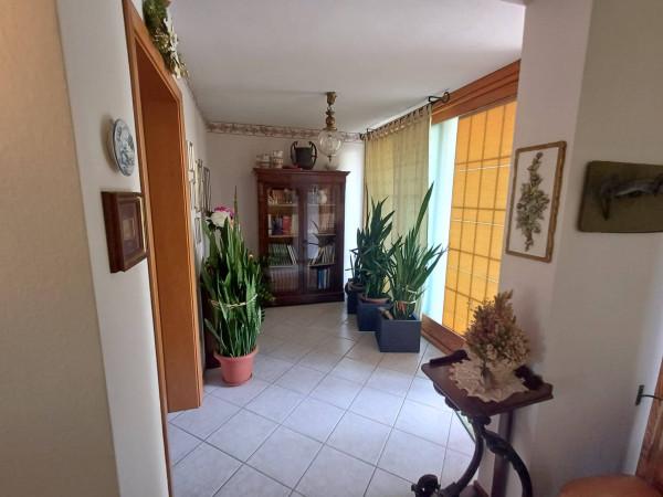 Villa a schiera in Via C. Dettori 76, Elmas — foto 3 di 5
