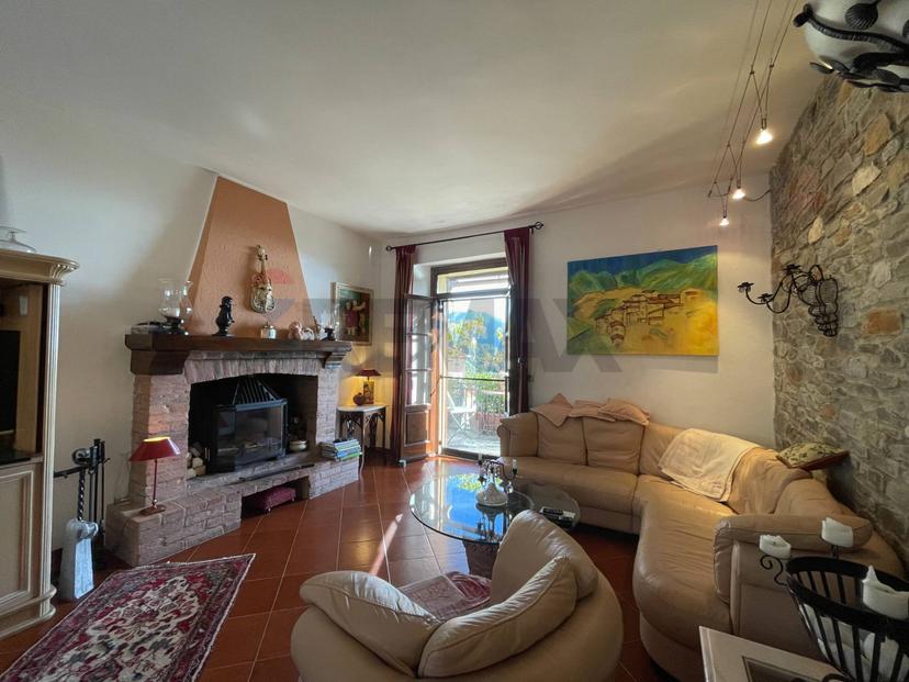 Rustico in Via Croce 45, Seravezza — foto 2 di 5