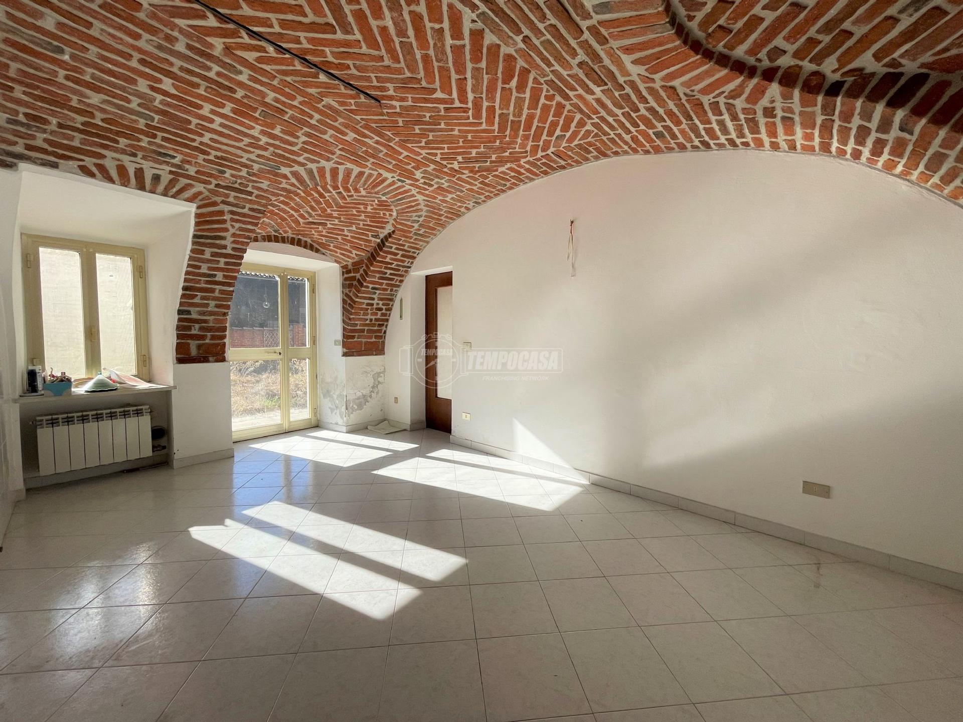 Casa indipendente in Via Giuseppe Verdi, Montalenghe