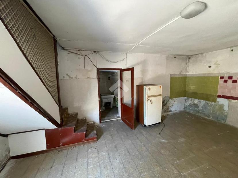 Rustico in Via Stazione Rossano 25, Rossano Veneto — foto 2 di 5