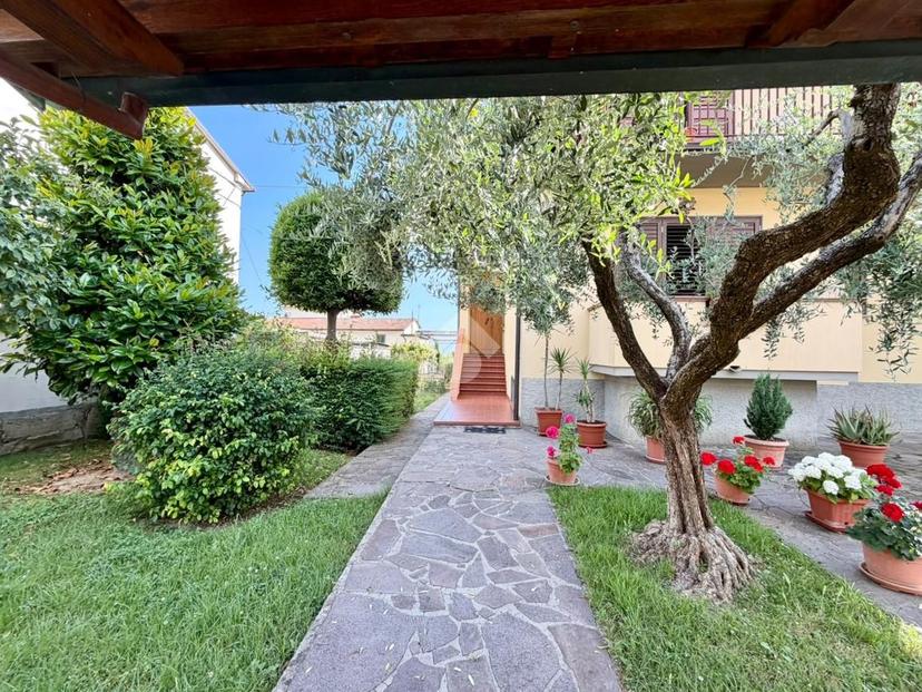 Villa in Via Ponchielli 15, Montemurlo — foto 2 di 5
