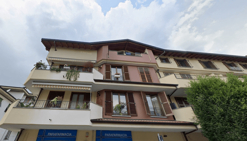 Bilocale in Piazza Giuseppe Garibaldi, Lissone