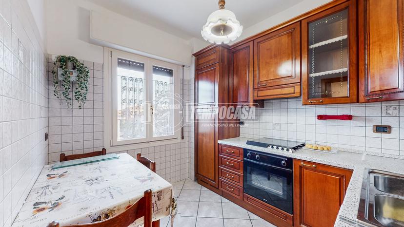 Trilocale in Via Matilde di Canossa 22, San Cesario sul Panaro — foto 3 di 5