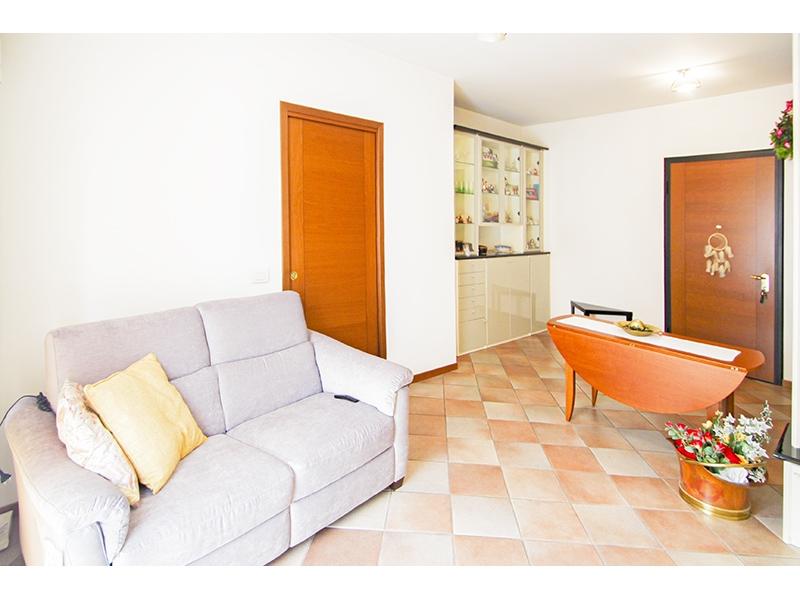 Trilocale, Caronno Varesino — foto 4 di 5