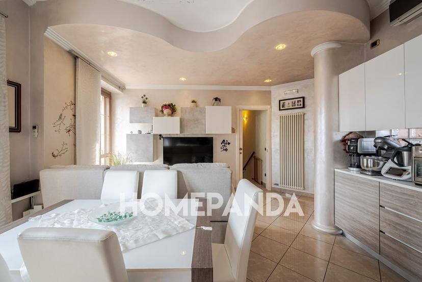 Casa indipendente in Piazza Cardinal Ferrari 2, Seveso — foto 3 di 5