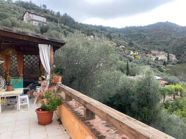 Casa indipendente in Farzione Verrandi Snc, Ventimiglia — foto 4 di 5