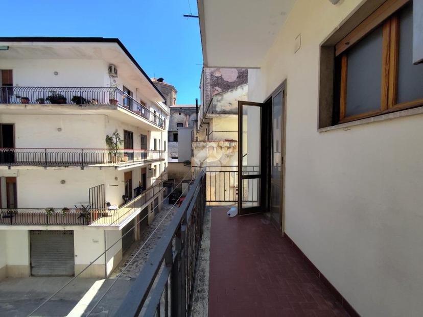 Quadrilocale in Via Appia 337, Santa Maria a Vico — foto 3 di 5