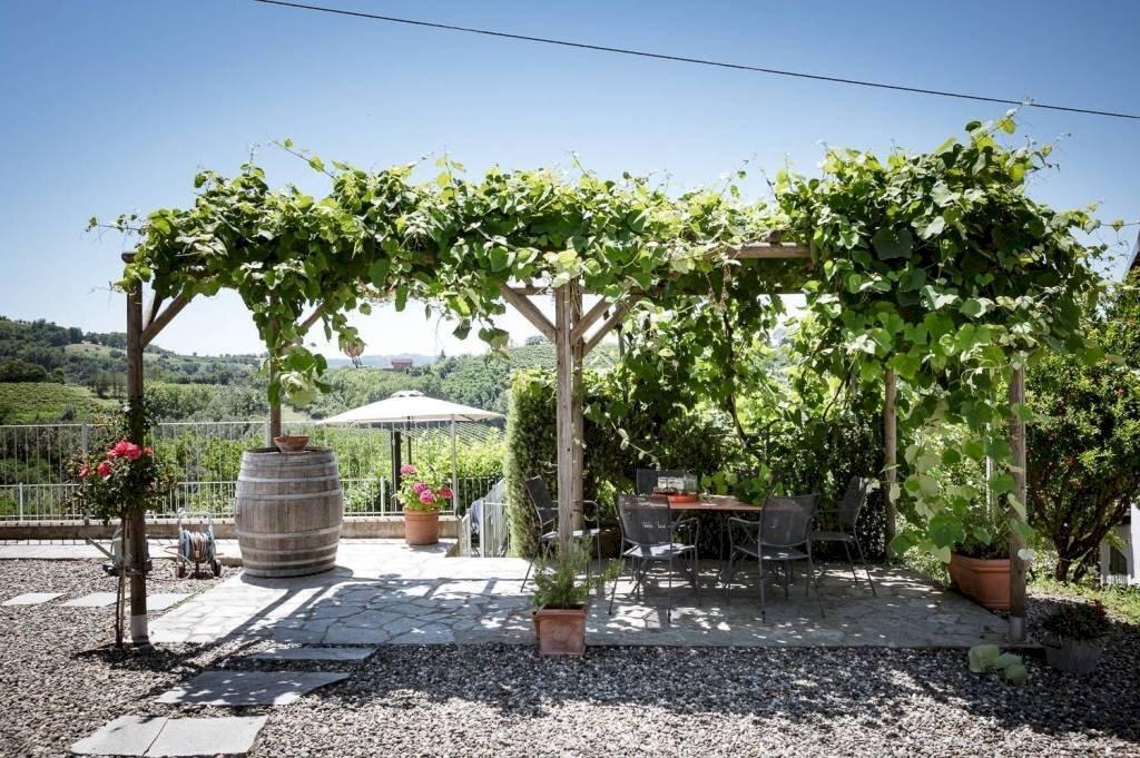 Rustico in Strada Albera, Castel Boglione