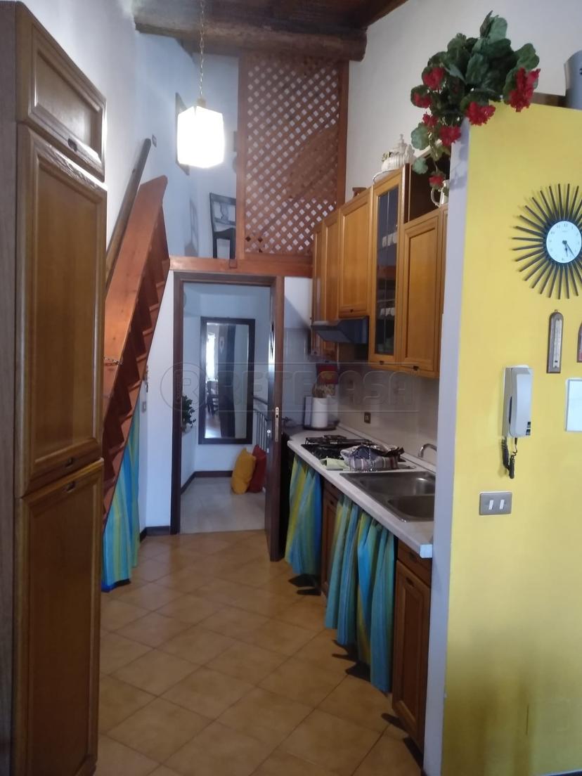 Quadrilocale in Via Don Primo Adami, Gargnano — foto 3 di 5