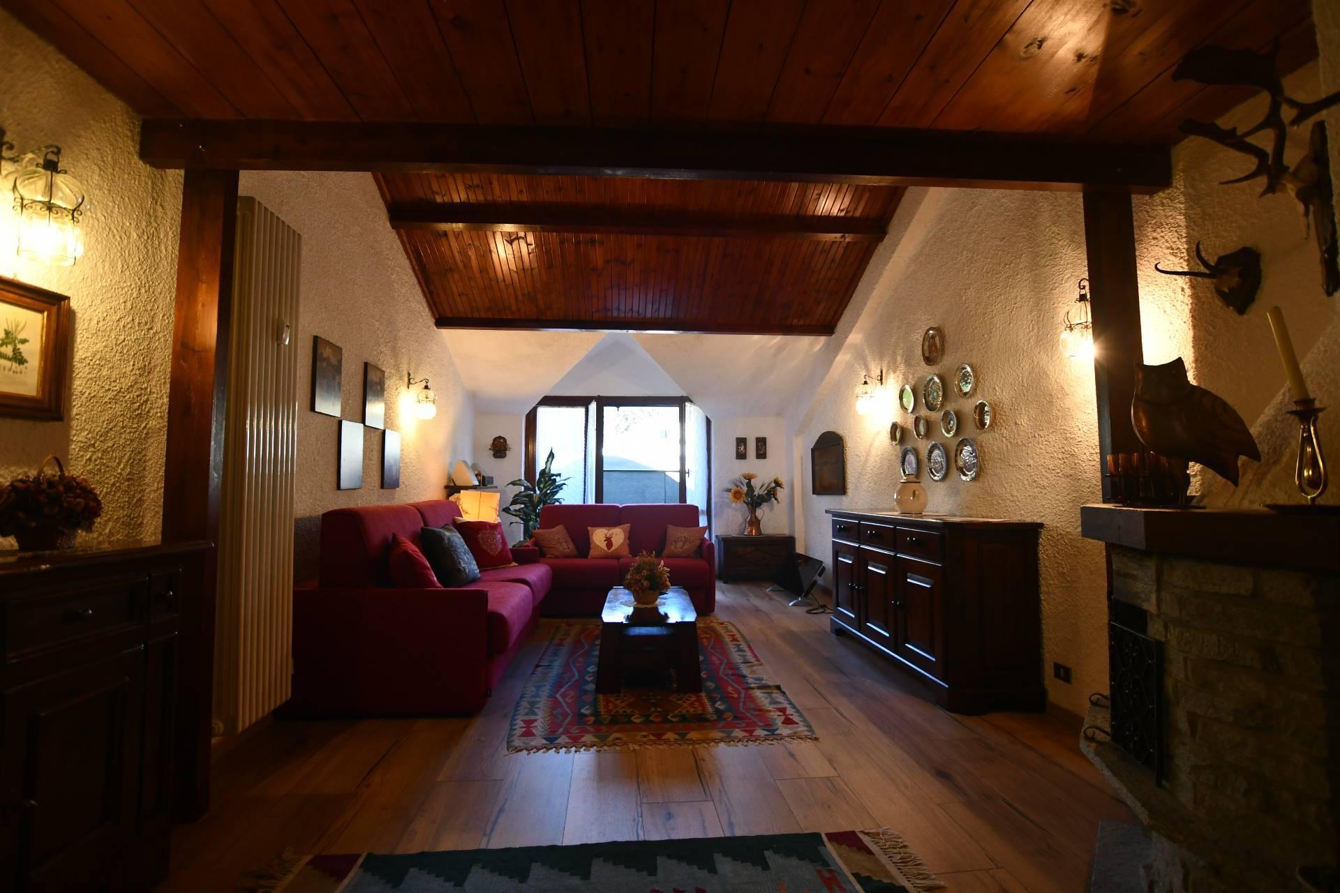 Bilocale in Viale della Vittoria 21, Bardonecchia