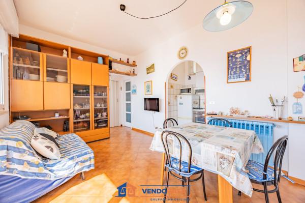 Villa in Via 25 Aprile 19, Bergeggi — foto 4 di 5
