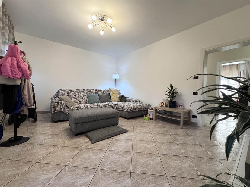 Villa bifamiliare in Via G. d'Annunzio, Sarego — foto 2 di 5