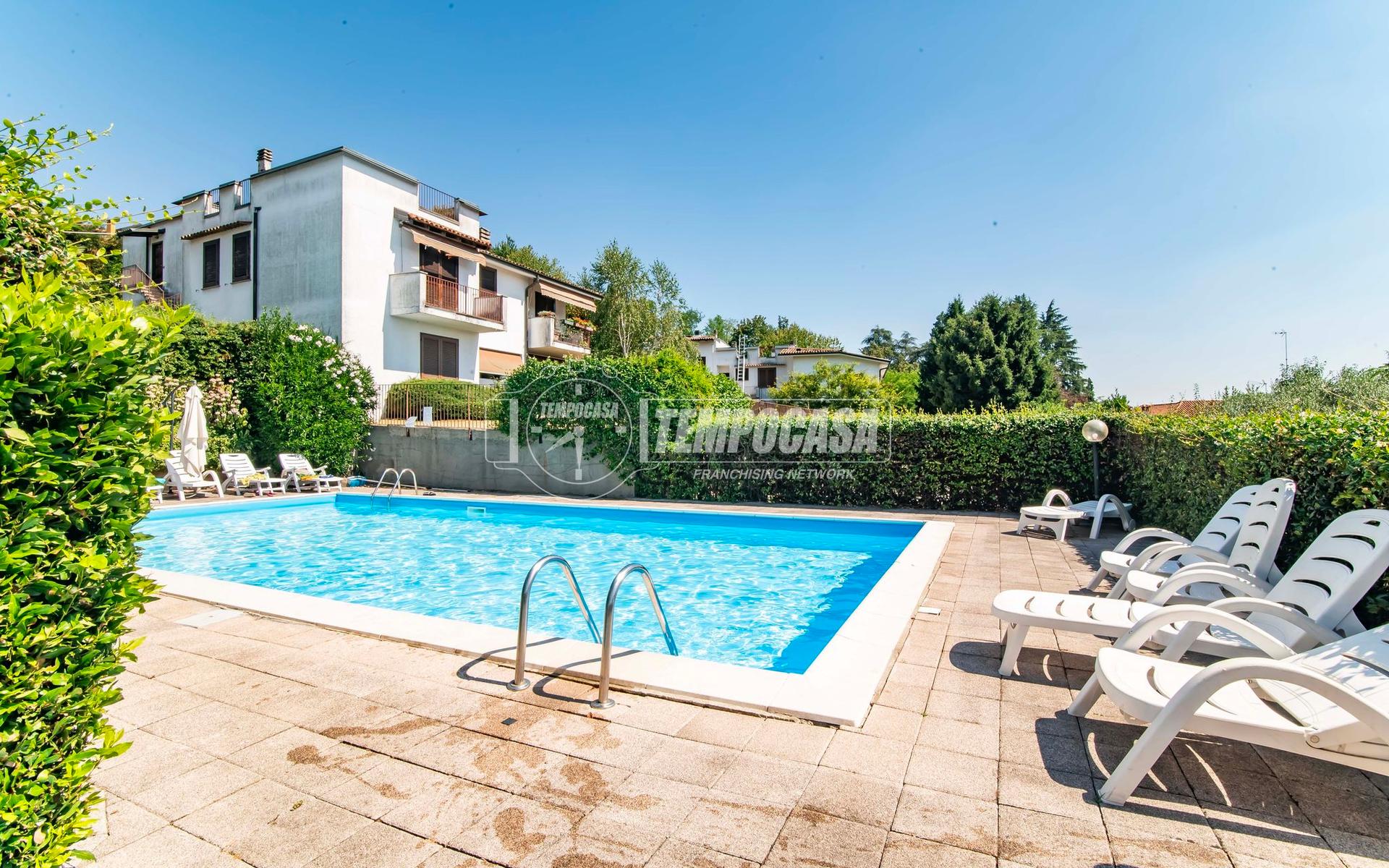 Bilocale in Via Monte Rosa 4/B, Appiano Gentile