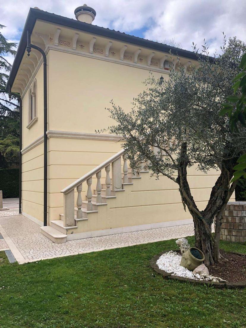 Villa unifamiliare in Via Chiusurata, Chiarano — foto 3 di 5