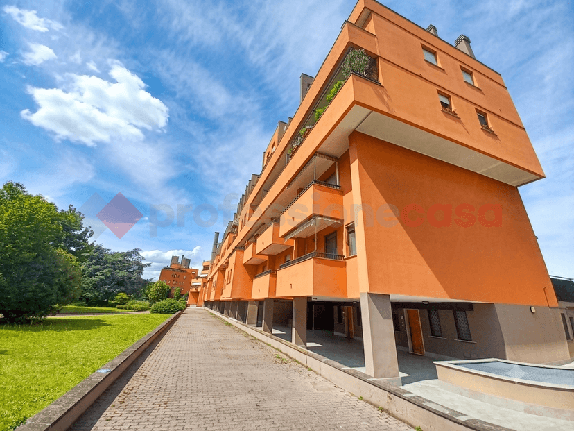 Trilocale in Via Ciro Menotti 135, Legnano