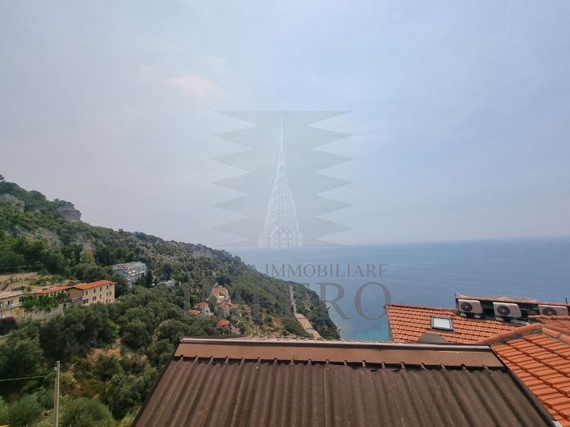 Villa a schiera in Via Colla 14, Ventimiglia