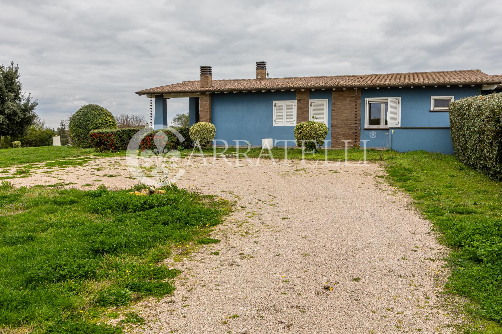 Villa in Strada del Tirreno 80, Montalto di Castro
