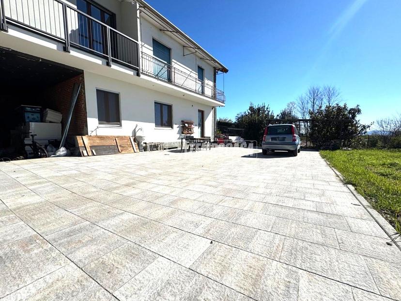 Quadrilocale in Via delle Fonti 19, La Cassa — foto 2 di 5