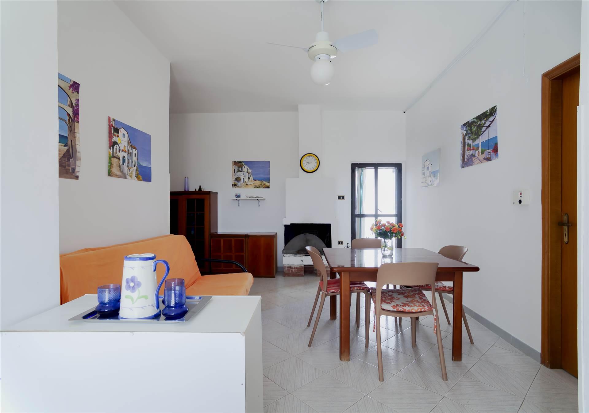 Quadrilocale, Roseto Capo Spulico
