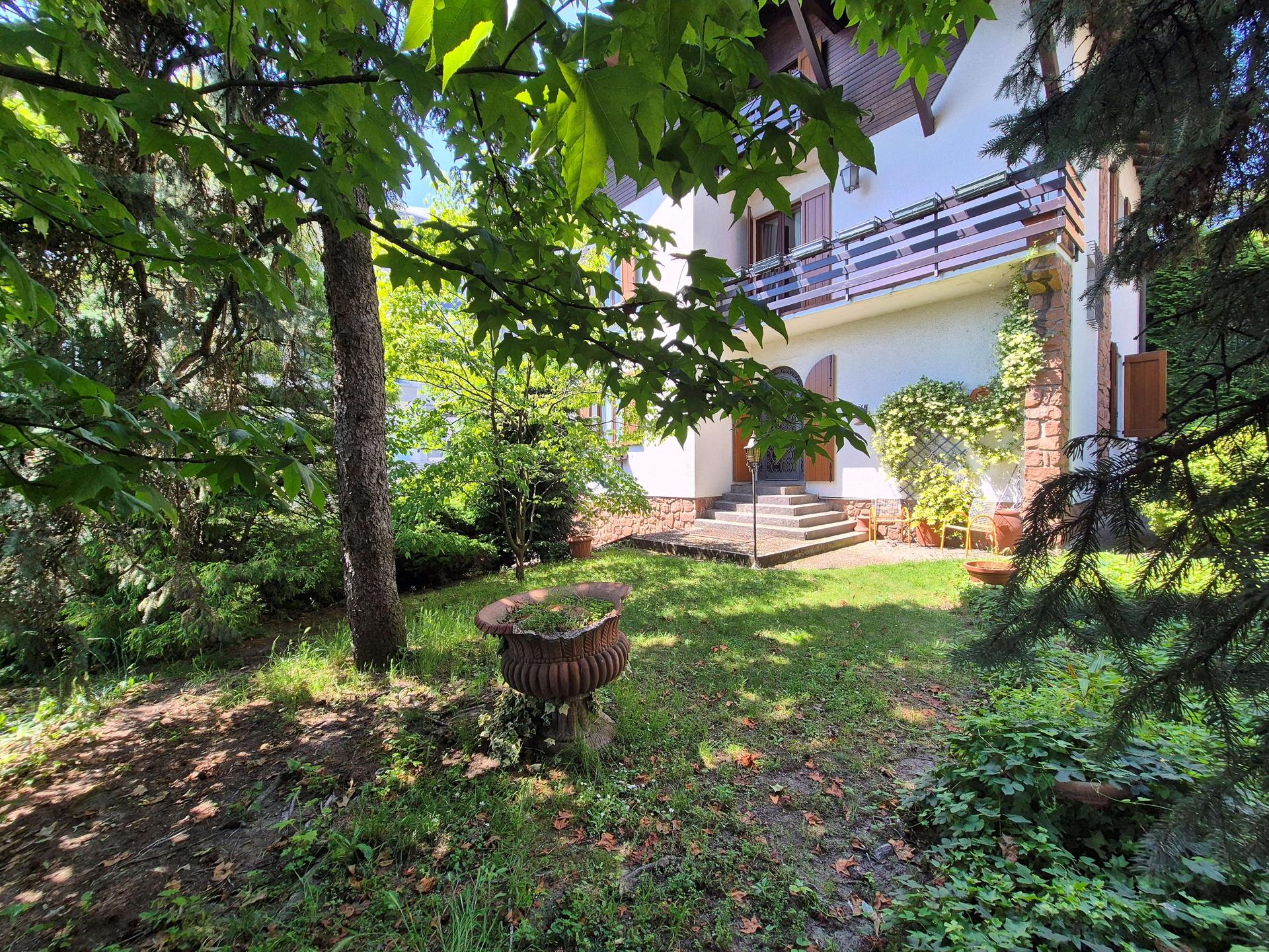 Villa unifamiliare in Via Asiago, Cantù