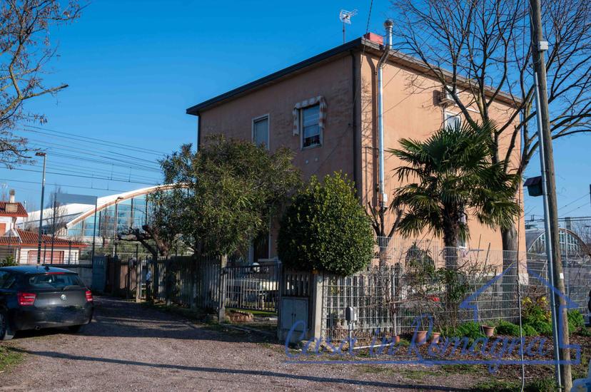 Villa a schiera in Via Emilia, Rimini — foto 3 di 5