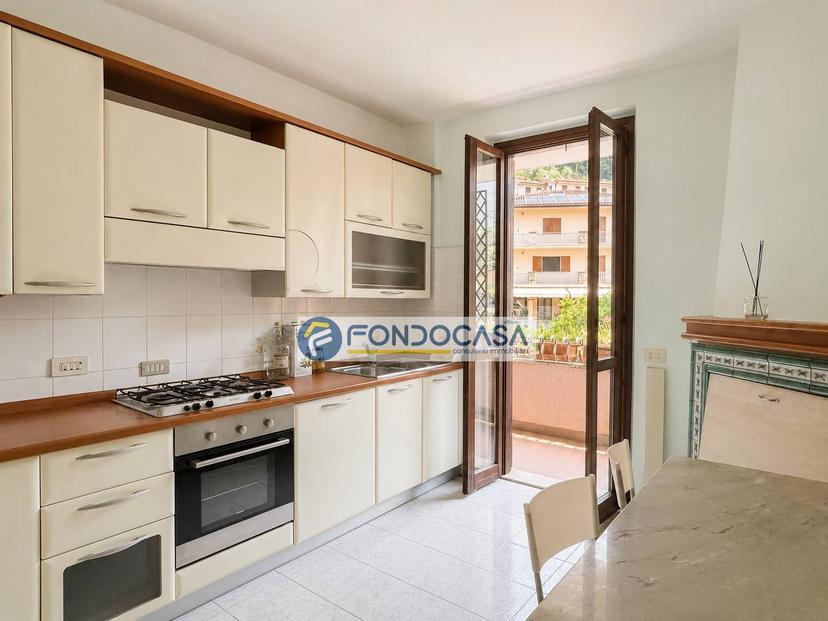 Trilocale in Via Roma, Montignoso