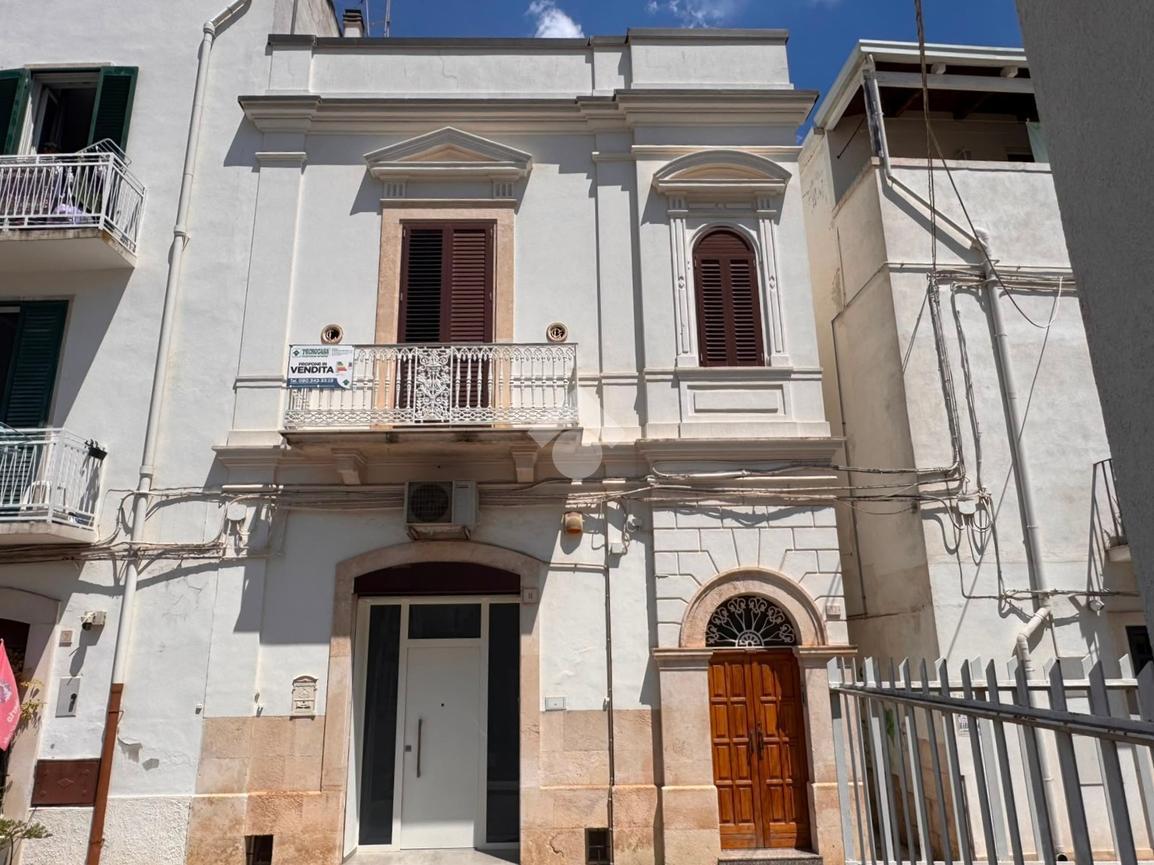 Casa indipendente in Via del Mercato 13, Gioia del Colle