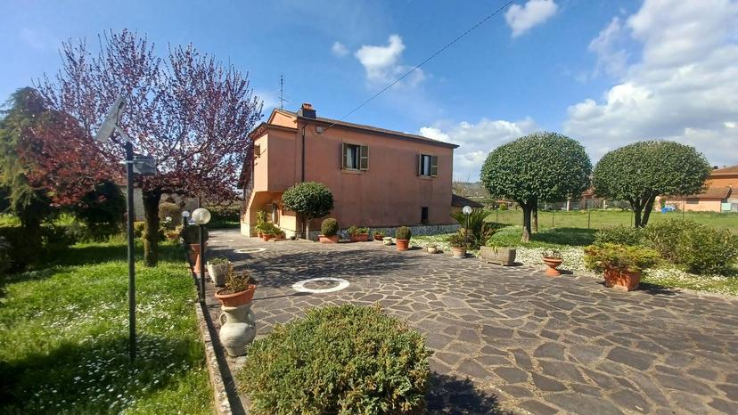Villa in Via Fosso del Lupo, Anagni — foto 3 di 5