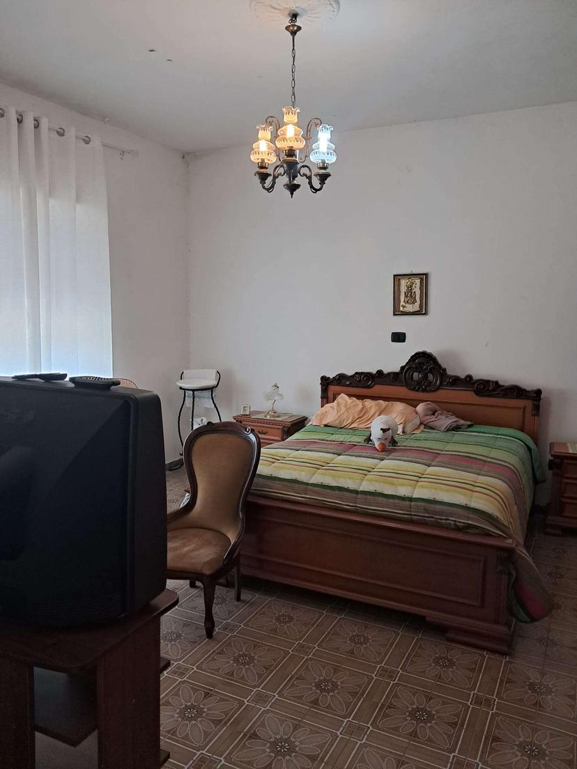 Villa unifamiliare in Via Alcide De Gasperi, Sparanise — foto 4 di 5