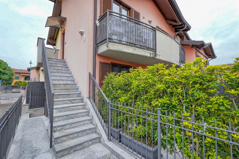 Trilocale in Via Boccaccio  1, Terno d'Isola — foto 3 di 5
