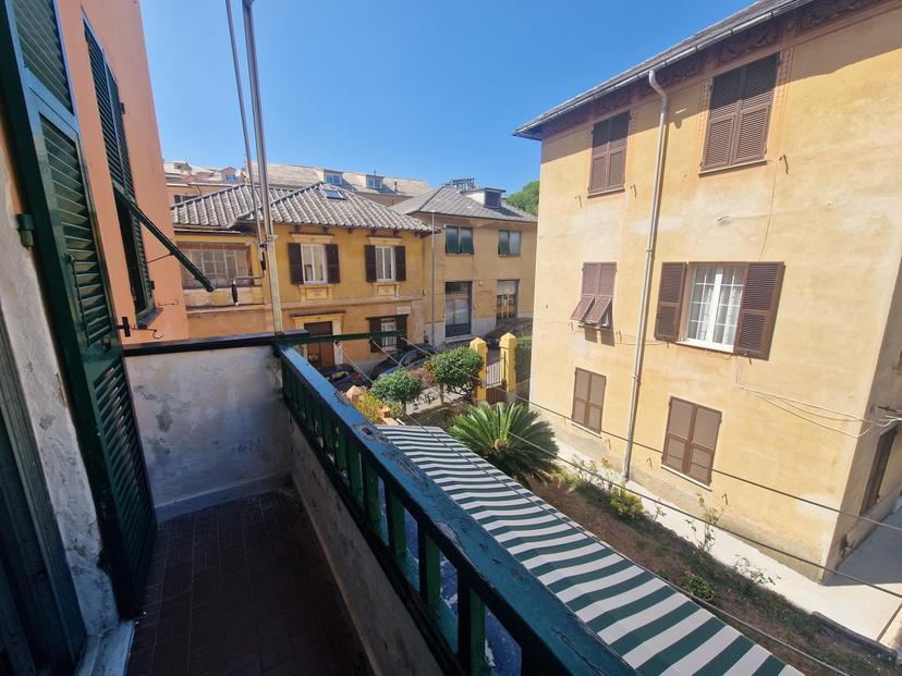 Appartamento in Via Giuseppe Majorana 27, Genova