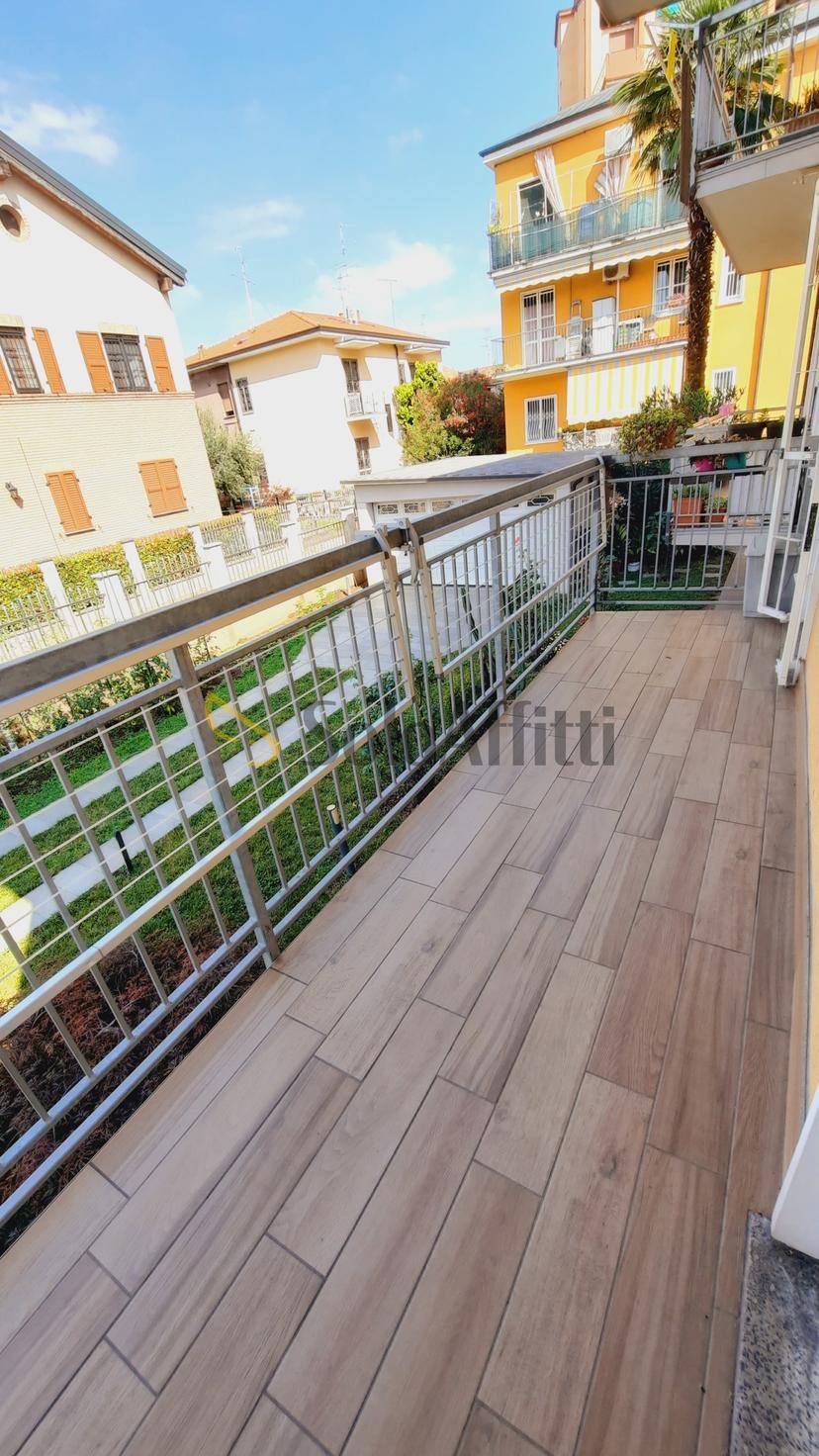 Stanza in appartamento in Via Guardi, Cinisello Balsamo — foto 2 di 5