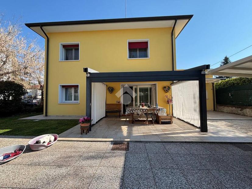 Casa indipendente in Viale Veneto 52, Conegliano — foto 3 di 5