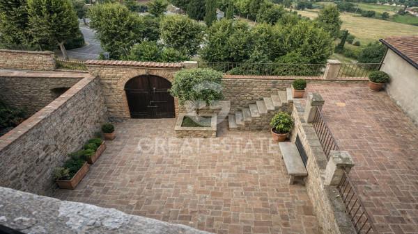 Casale in Via del Cassero, Castiglion Fiorentino — foto 2 di 5