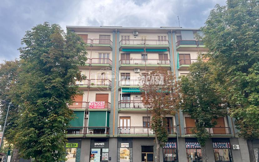 Trilocale in Corso Cesare Battisti 76/Sc Sx , Carignano — foto 2 di 5