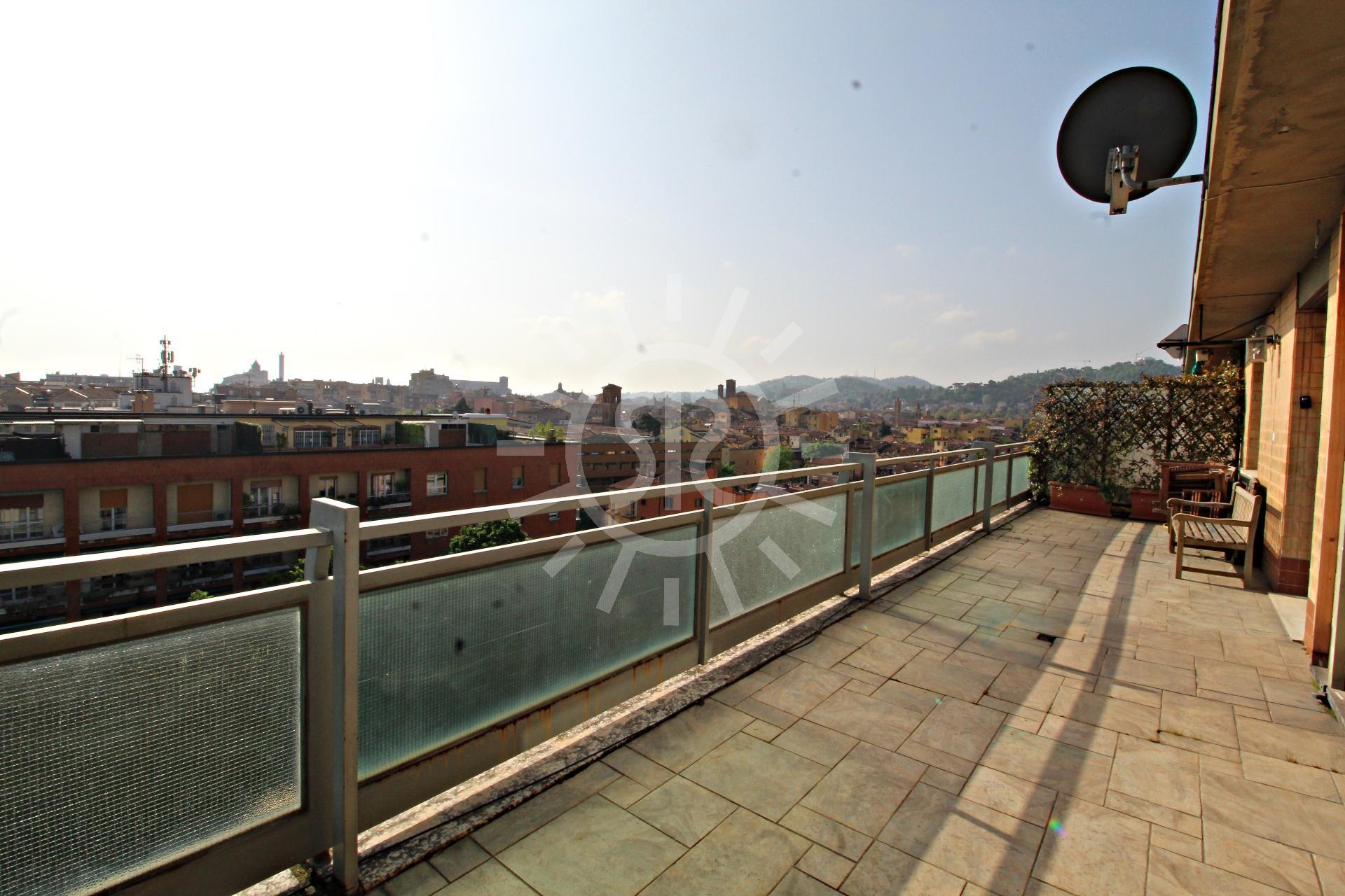 Attico in Via Riva Reno 1, Bologna