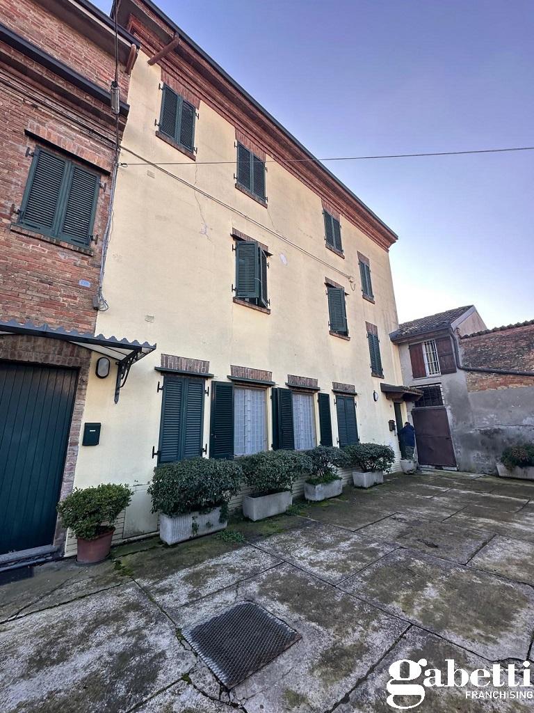 Quadrilocale in Via Beata Vergine delle Grazie 17, Casorzo