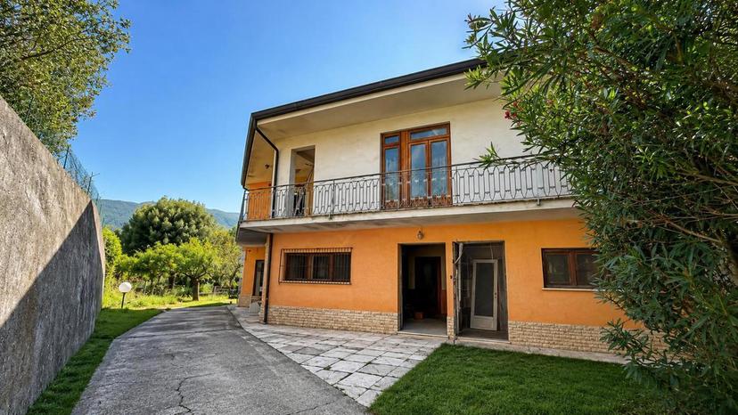 Casa indipendente in Via Capranica Alta Snc, Alatri — foto 2 di 5