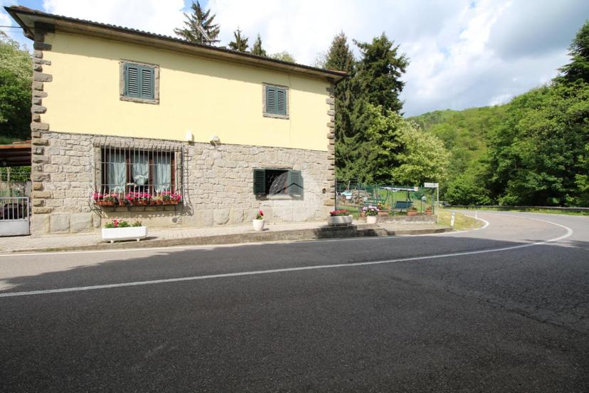 Casa indipendente in Via dell’Appennino 2, Vernio — foto 4 di 5